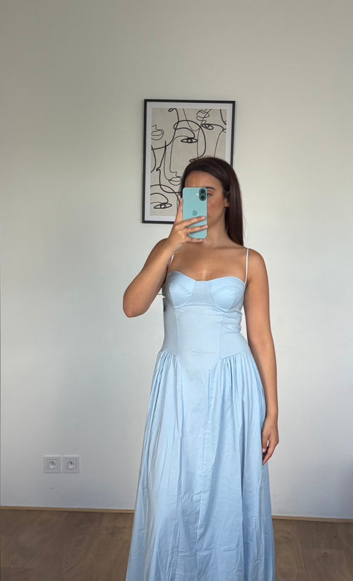 Robe à bretelle